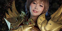 �����֮�����ų���������ʥ��ʿCoser�Ը������ա�